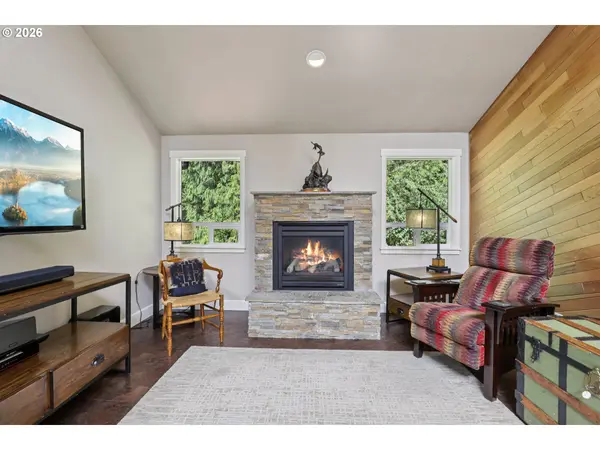 15611 NE 181ST LOOP, Brush Prairie, WA 98606