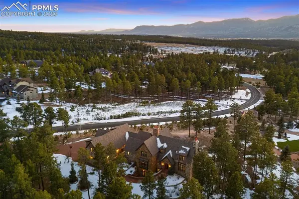 4340 Foxchase WAY, Colorado Springs, CO 80908