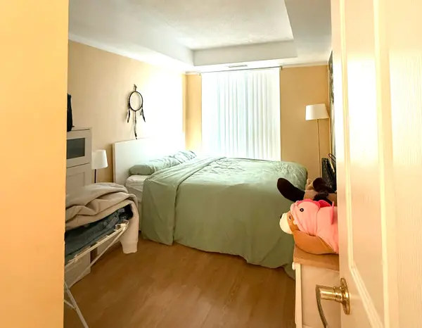 22 Olive AVE #1909, Toronto C14, ON M2N 7G6