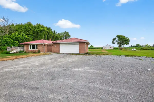 22429 Kennedy RD, East Gwillimbury, ON L0G 1R0