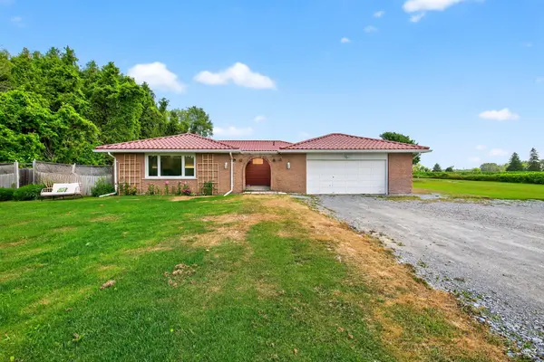 22429 Kennedy RD, East Gwillimbury, ON L0G 1R0