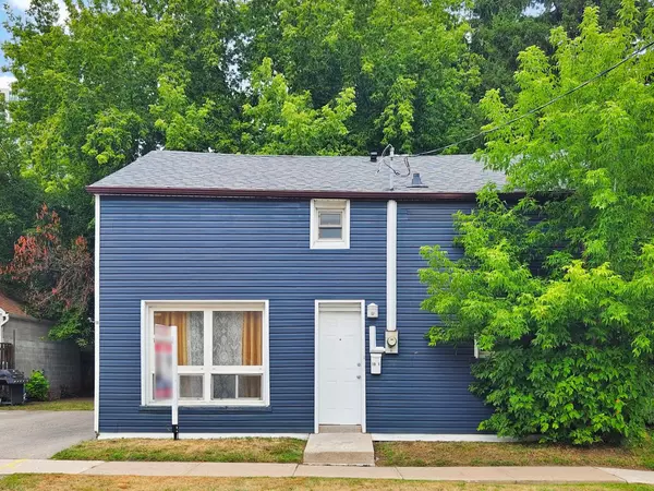 18 Mary ST, Brampton, ON L6W 2R1