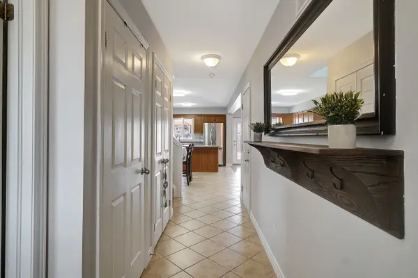 328 vincent DR, North Dumfries, ON N0B 1E0