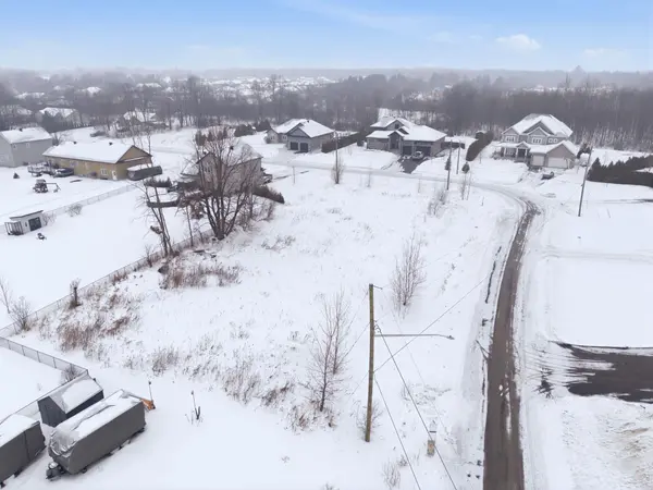 2110 Onyx ST, Orleans - Cumberland And Area, ON K0A 3H0