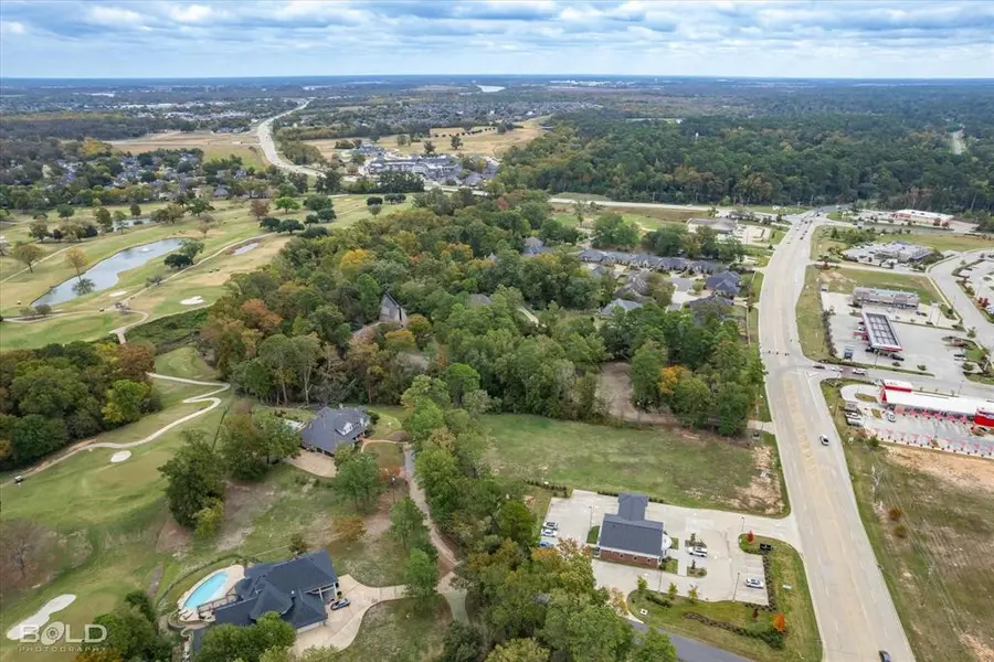 9449 Ellerbe, Shreveport, LA 71106