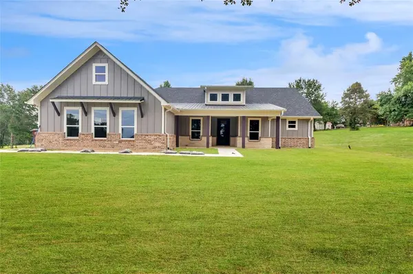 14697 Gracie Lane, Brownsboro, TX 75756