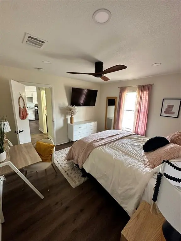 1350 S 12th Street, Waco, TX 76706