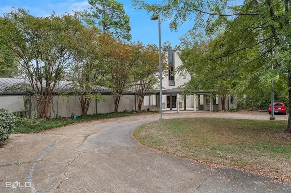 9449 Ellerbe, Shreveport, LA 71106