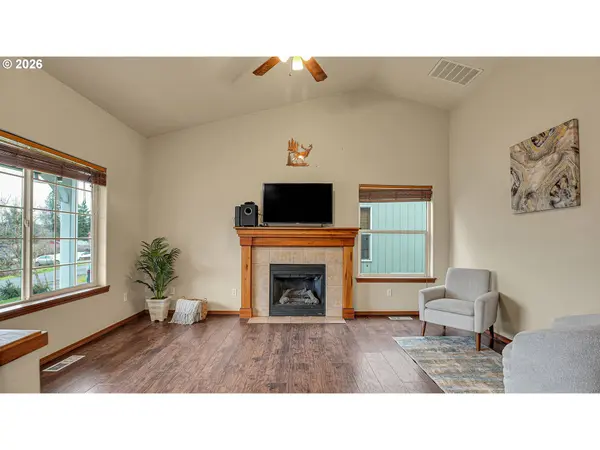 Vernonia, OR 97064,1013 4TH AVE