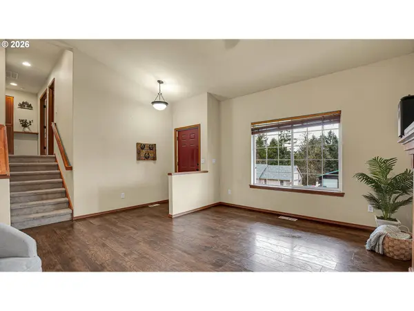 1013 4TH AVE, Vernonia, OR 97064