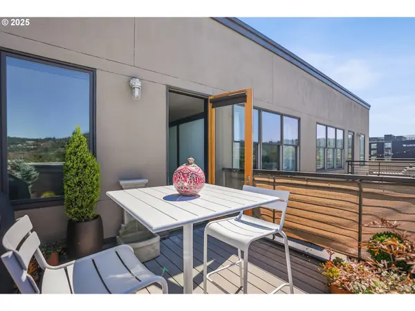 Portland, OR 97209,1420 NW LOVEJOY ST #714