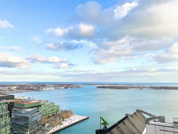 138 Downes ST #2808, Toronto C08, ON M5E 0E4