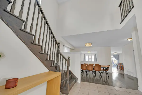 376 Miller Park AVE, Bradford West Gwillimbury, ON L3Z 3J2