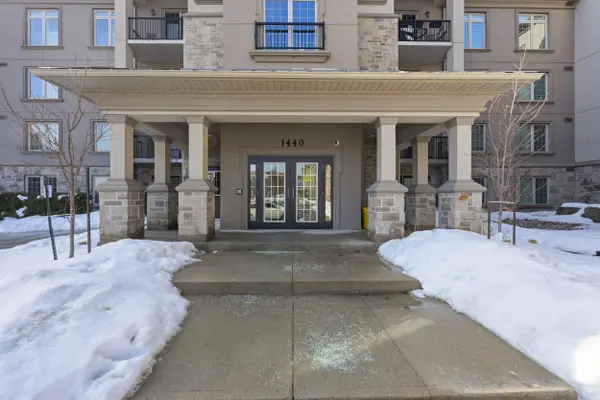 1440 MAIN ST E #114, Milton, ON L9T 8W6