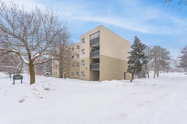 Guelph, ON N1H 7R9,75 Silvercreek Pkwy N #307