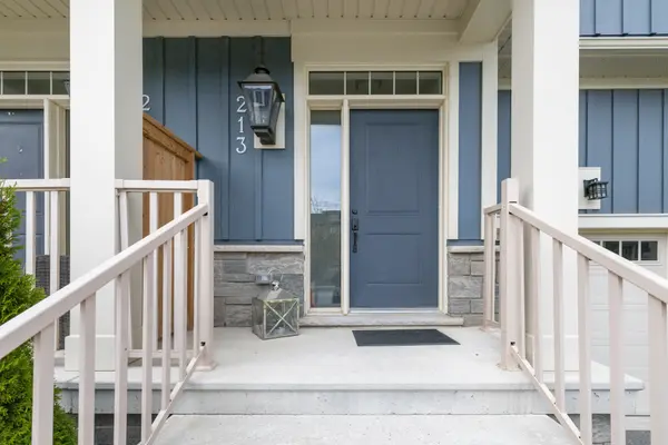 Blue Mountains, ON L9Y 0R4,213 YELLOW BIRCH CRES