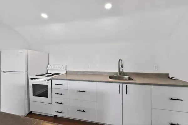 Hamilton, ON L0R 1C0,2657 Binbrook RD #2