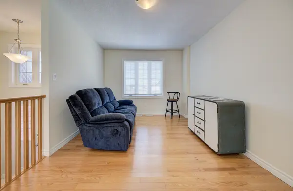 49 Dennis DR, Norwich, ON N0J 1P0