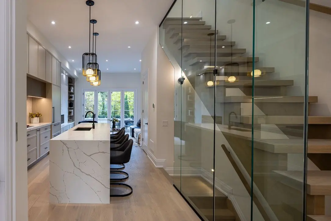 1179 Avenue RD, Toronto C04, ON M5N 2G2