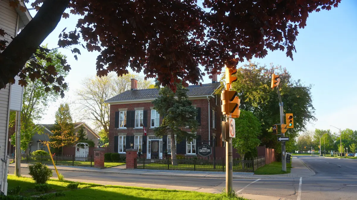 Cornwall, ON K6J 1B9,40 First ST W