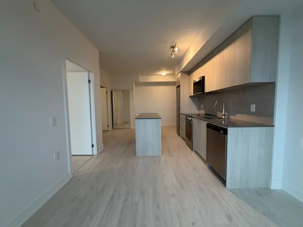 2088 James ST W #1112, Burlington, ON L7R 0H2