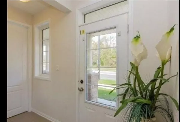 Brampton, ON L7A 0T5,74 Veterans DR