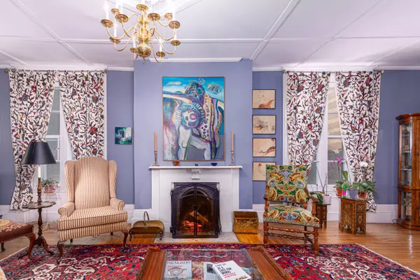 Cornwall, ON K6J 1B9,40 First ST W