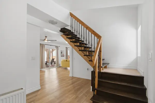 43 Clifford ST, Quinte West, ON K0K 1L0