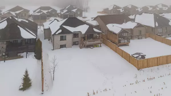 Saugeen Shores, ON N0H 2C3,394 Ridge ST