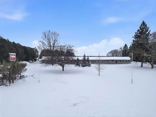 77575 London RD, Bluewater, ON N0M 1L0