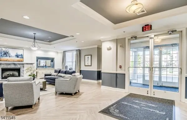 315 Regency Pl, Woodbridge Twp., NJ 07095