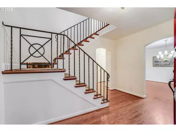 Portland, OR 97202,629 SE SAINT ANDREWS DR