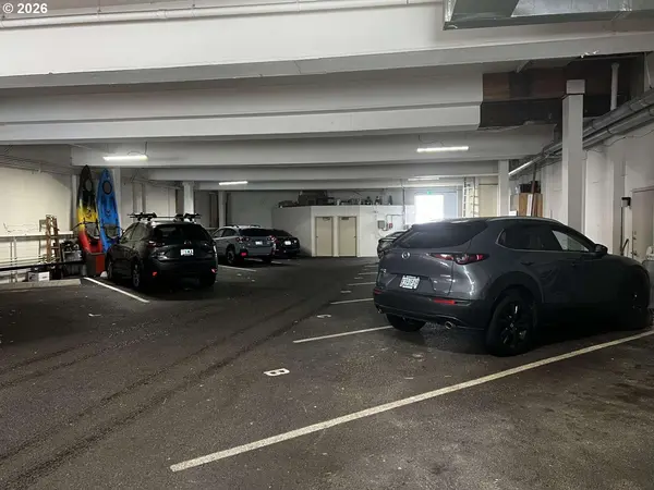 Portland, OR 97210,2611 NW UPSHUR ST #207