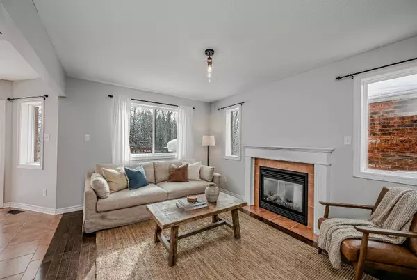 Barrie, ON L4N 0X5,81 Sproule DR