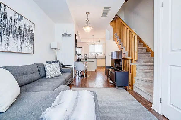 160 William Duncan RD, Toronto W05, ON M3K 0C1