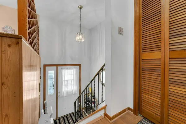 Gananoque, ON K7G 1X8,461 Henrietta ST