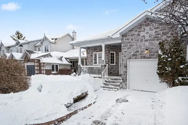 94 Patterson CRES, Carleton Place, ON K7C 4P3