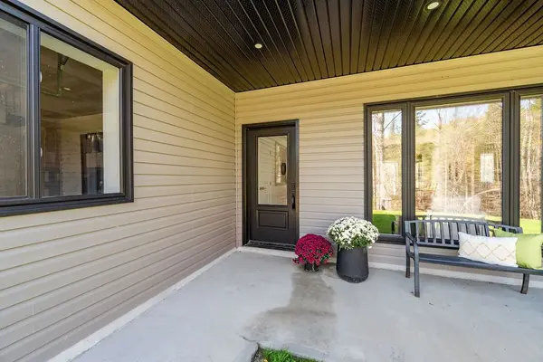 2394A Hwy 132 HWY, Admaston/bromley, ON K7V 3Z7