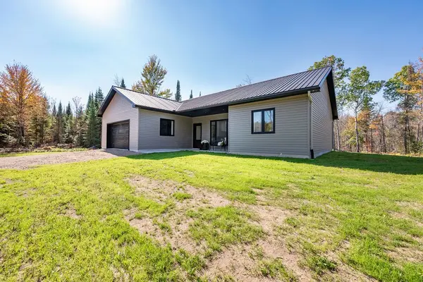 2394A Hwy 132 HWY, Admaston/bromley, ON K7V 3Z7