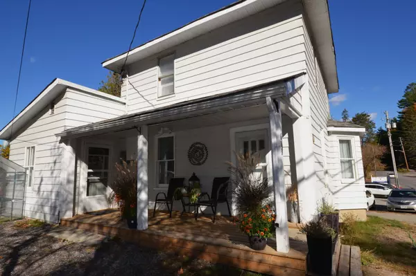 Dysart Et Al, ON K0M 1S0,613 Mountain ST