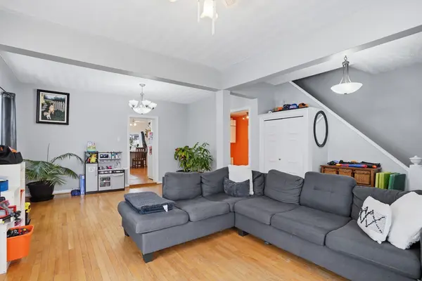 94 Regent ST, Hawkesbury, ON K6A 1E8