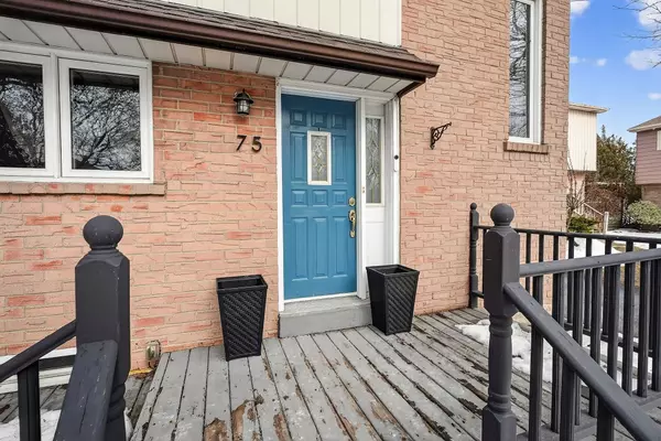 Hamilton, ON L8T 4X1,75 Berrisfield CRES