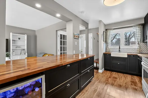 Hamilton, ON L8T 4X1,75 Berrisfield CRES