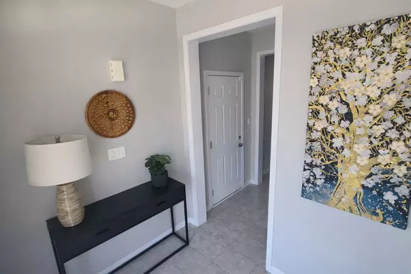 Hamilton, ON L8J 0M4,45 Queen Mary BLVD