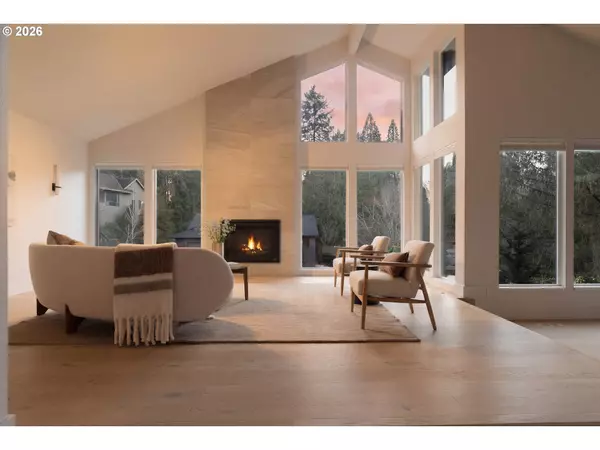 Portland, OR 97219,10002 SW BALMER CIR