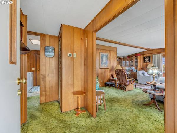 1880 1ST AVE, Hammond, OR 97121