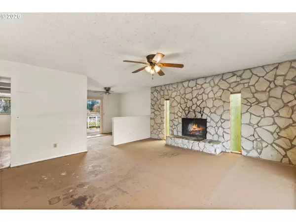 Portland, OR 97233,15904 SE HARRISON ST