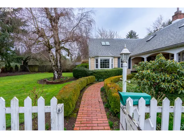 Eugene, OR 97404,825 FILBERT AVE