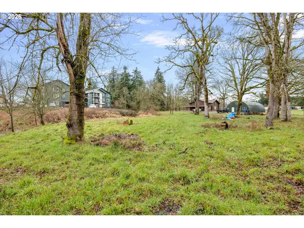 Ona WAY, Molalla, OR 97038