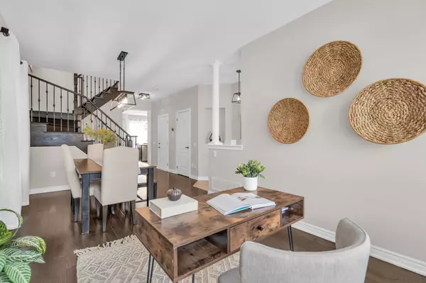 Aurora, ON L4G 0J1,382 Conover AVE